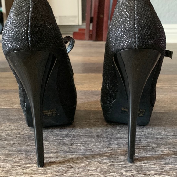 NEW!!!! spaRkle ✨ super sparkly t-strap heels!! - Picture 2 of 8